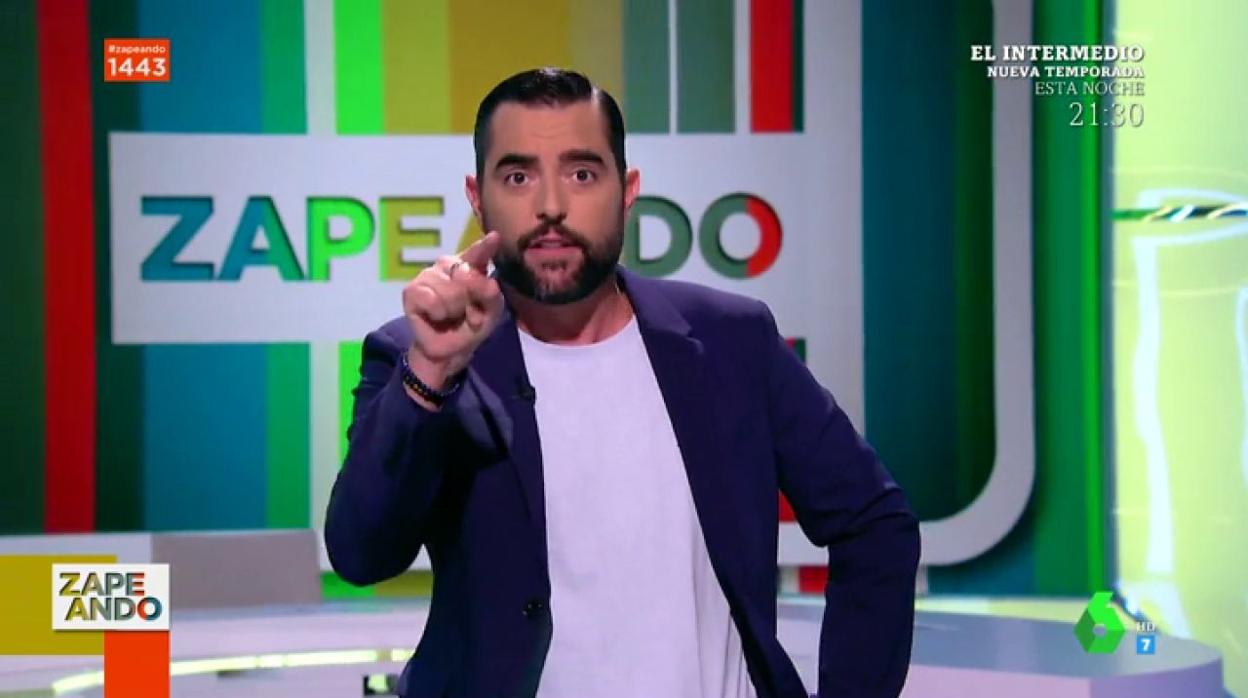 Dani Mateo durante su monólogo en «Zapeando»