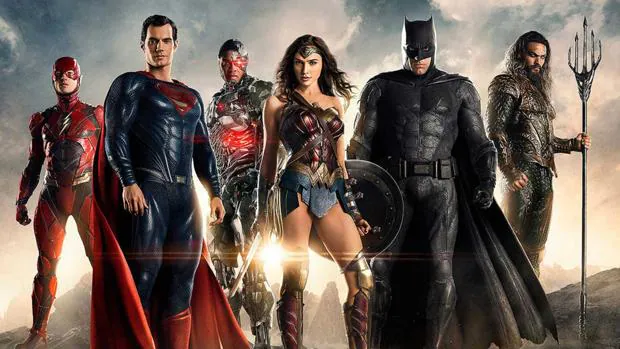 J.J. Abrams prepara una serie de superhéroes DC y la adaptación de «El resplandor»