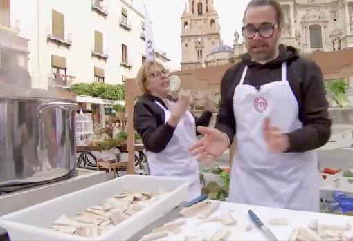 Teresa azuzando a José Mari