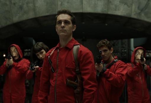 Úrsula Corberó, Pedro Alonso y Miguel Herrán en «La casa de papel»