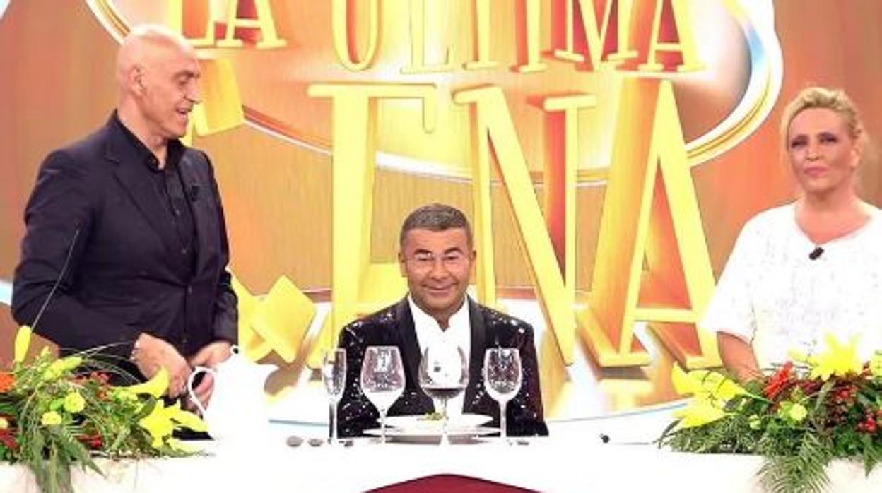 Kiko Matamoros junto a Jorge Javier Vázquez y Lydia Lozano en «La última cena»
