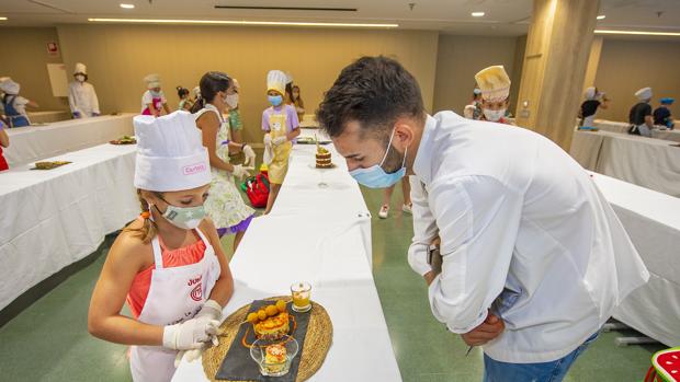 Sin cata pero con guantes y mascarilla: así son los primeros casting poscoronavirus de «MasterChef»