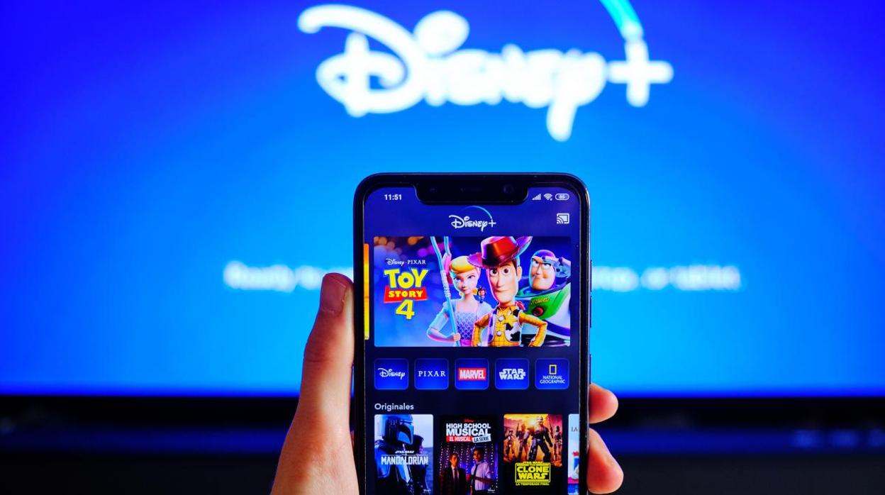 Así funciona GroupWatch, la función que permite compartir el visionado de Disney+ con amigos