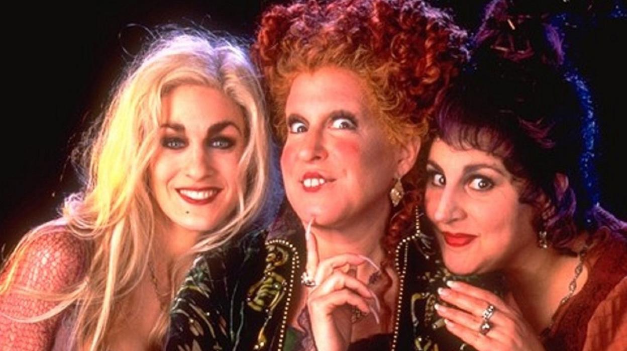 Parker, Midler y Najimi en «El regreso de las brujas»