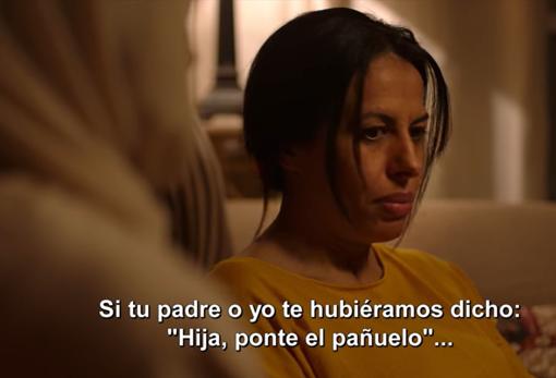 Bouchra Bouafia, en «SKAM España»