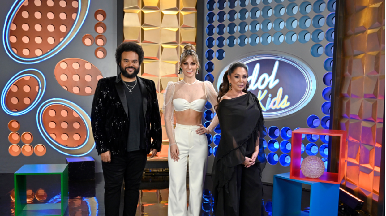 Jesús Vázquez, Edurne, Isabel Pantoja y Carlos Jean en el plató de «Idol Kids»