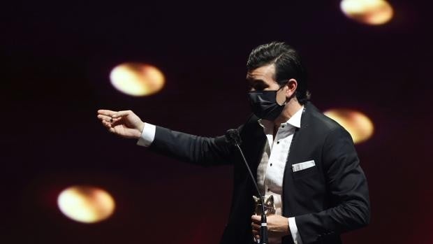 'Las niñas' y 'Antidisturbios' triunfan en los premios Feroz