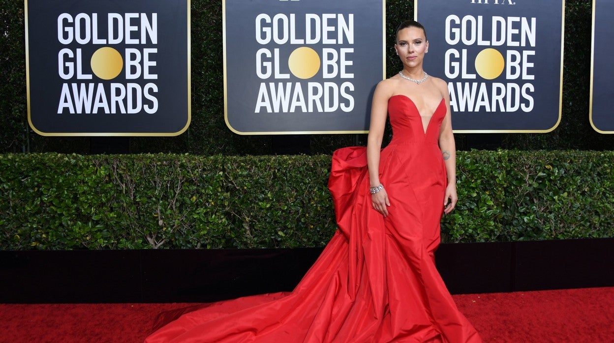 Scarlett Johansson, en la alfombra roja de los Globos de Oro, en 2020