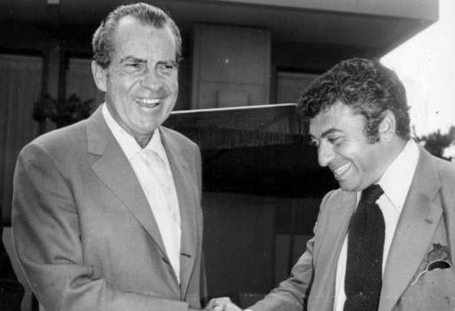 Richard Nixon (izquierda) y Tico Medina (derecha), durante la visita del periodista de ABC a Estados Unidos a principios de los años setenta