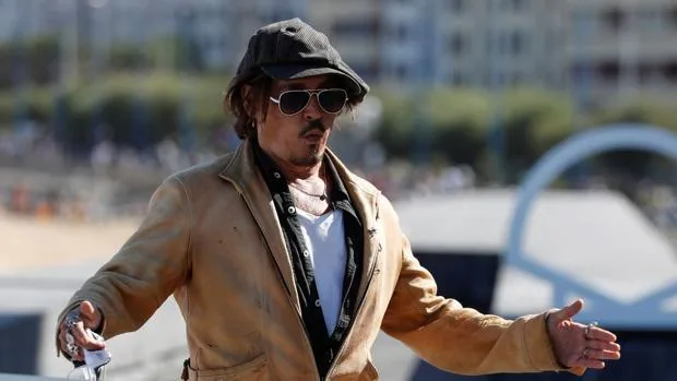 Alcohol, escándalos y peleas judiciales: la caída a los infiernos de Johnny Depp