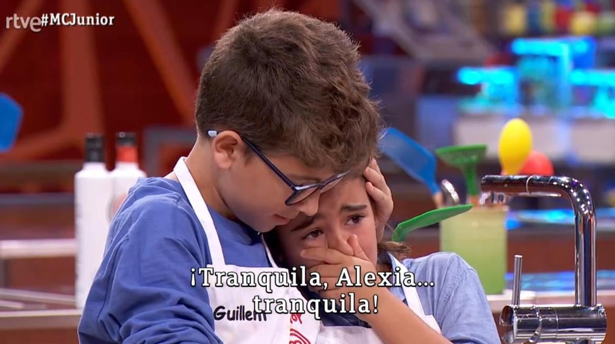 Guillem y Alexia, en la semifinal de 'MasterChef Junior 9'