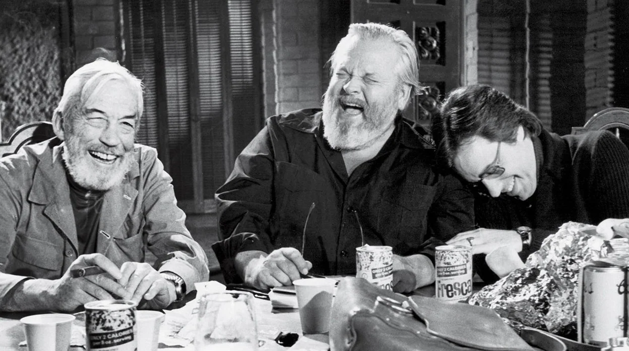 Huston, Welles y Bogdanovich, en el rodaje de «The other side of the wind»