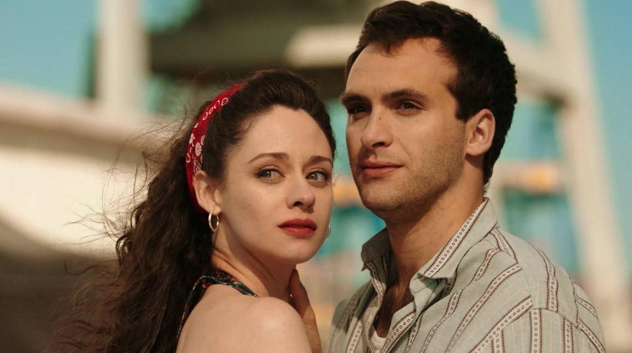Carlos (Ricardo Gómez) y Karina (Elena Rivera) se despidieron en la 19ª temporada