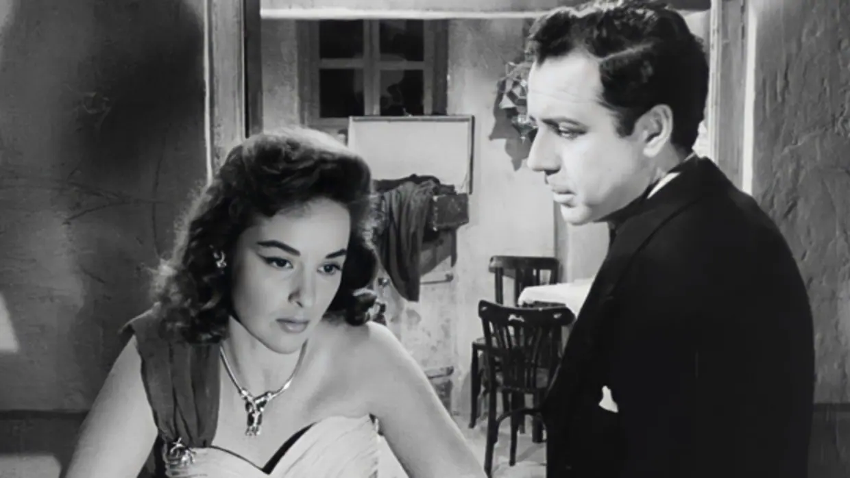 Elisa Galvé y Fernando Rey, en 'Cómicos' (1954)