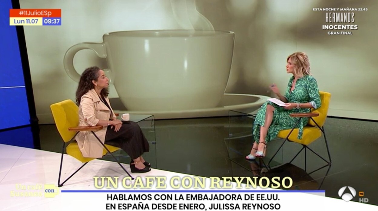 Susanna Griso y Julyssa Reinoso, en 'Espejo Público'