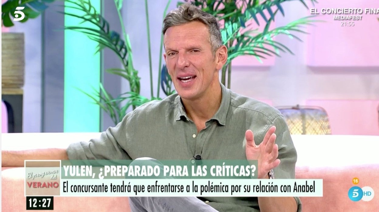 Joaquín Prat ha comenzado 'El programa de verano' felicitando a 'Supervivientes'.