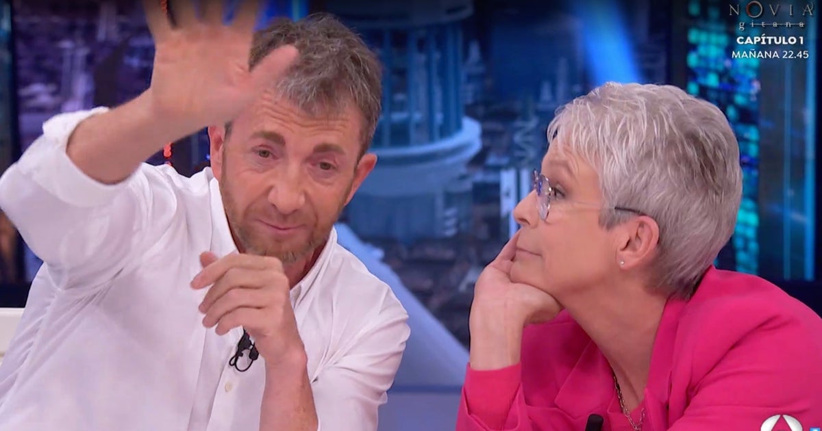 Pablo Motos y Jamie Lee Curtis en 'El Hormiguero'