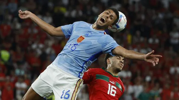 Pablo Iglesias pide la dimisión del narrador de TVE en el Mundial por decir «los marroquíes roban y salen corriendo, que es un término futbolístico»