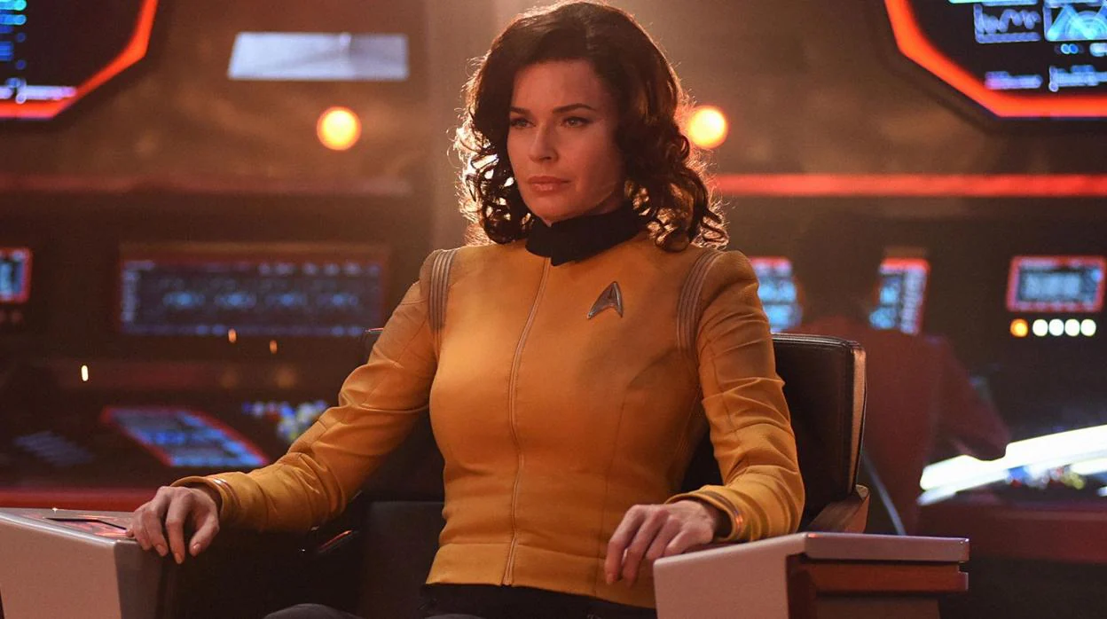 Rebecca Romijn en 'Star Trek: Strange New Worlds'