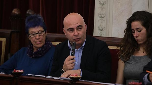 David Navarro en el Pleno de Cádiz