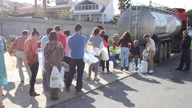 Paterna y Medina recuperan el agua tras varios días sin suministro por una avería