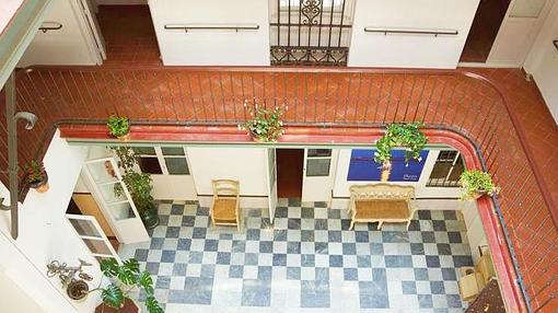 Cómo dormir en una casa señorial del centro de Cádiz por 15 euros