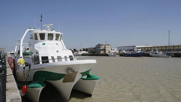 Suspendidas también las conexiones por catamarán entre Cádiz y El Puerto por el viento