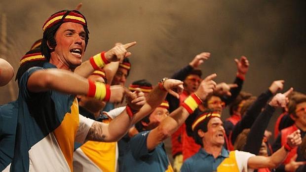 El coro de Valdés abriendo y la chirigota 'atinada' cerrando sesión