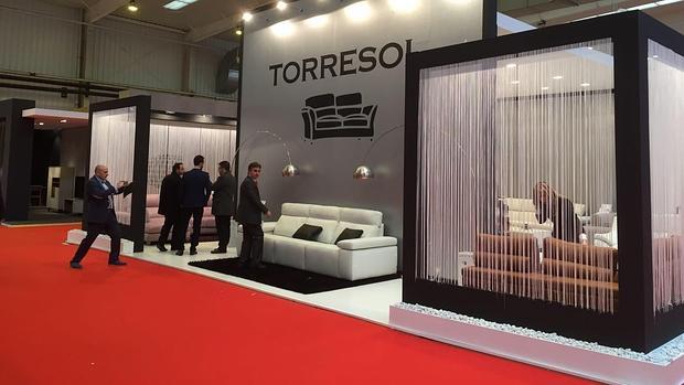 Expositor de una empresa de la comarca en la Feria del Mueble de Zaragoza