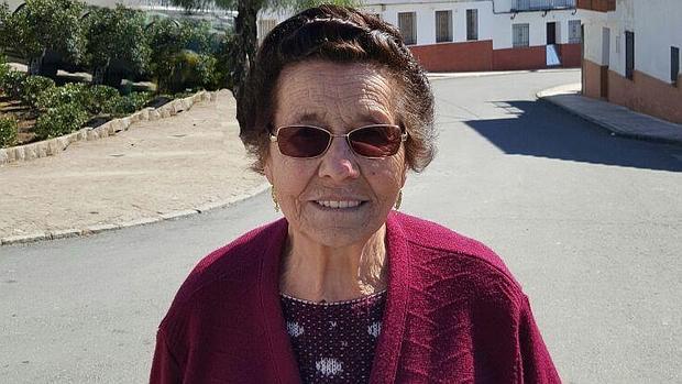 A sus 82 años Carmen Muñoz se mantiene en buena forma