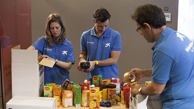 Más de 260 voluntarios de La Caixa participan en actividades solidarias en Cádiz