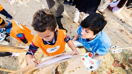 Más de 260 voluntarios de La Caixa participan en actividades solidarias en Cádiz