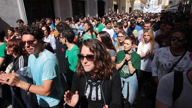 María Romay, en el centro de la imagen, durante la manifestación