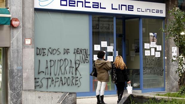 El cierre de clínicas dentales deja a 600 afectados en la provincia de Cádiz