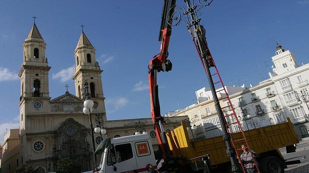 El juez acuerda prorrogar la instrucción del &#039;caso alumbrado&#039; de Cádiz