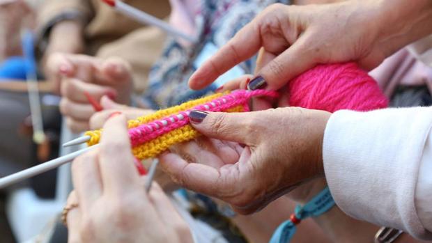 El Ayuntamiento da la licencia a Urban Knitting Cádiz