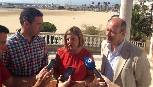 El PSOE presenta al alcalde de Rota como símbolo de cambio