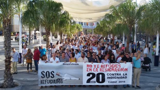 Cádiz marcha por los refugiados