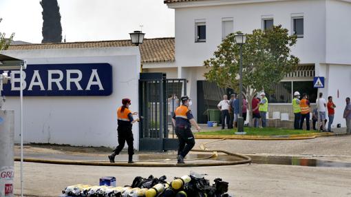 ASpecto de la fábrica este domingo