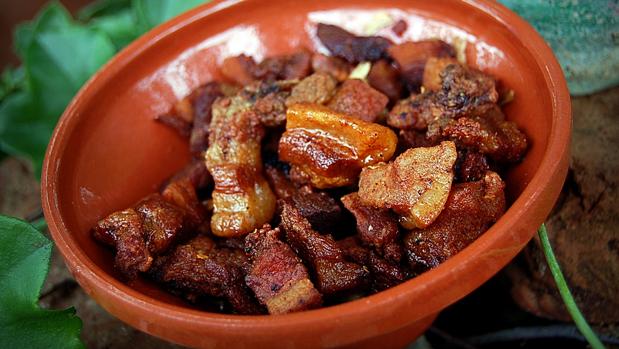 La plaza de Las Bodegas acoge mañana la &#039;I Fiesta del Chicharrón&#039;