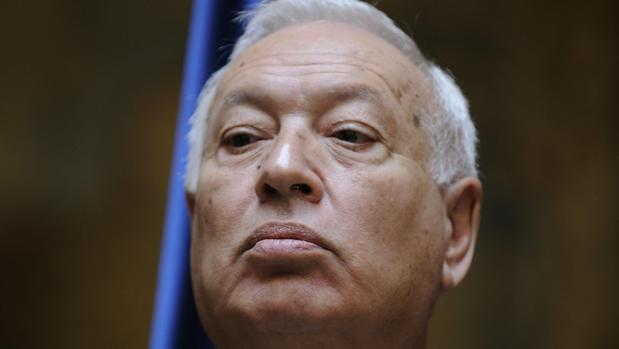 De la Encina pide a Margallo «más prudencia» en sus declaraciones sobre Gibraltar