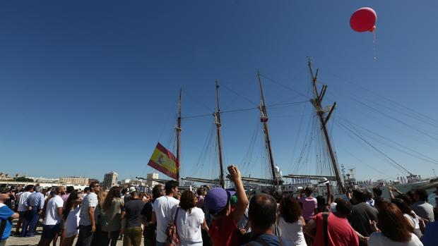 Durante los próximos cuatro meses visitará distintos puertos del mundo estando prevista su vuelta en diciembre.