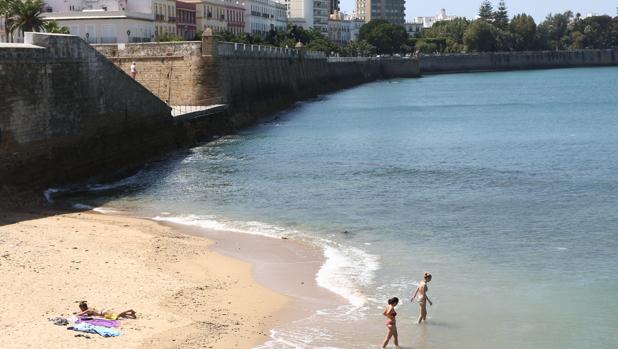 Una Punta San Felipe con playa y sin botellódromo