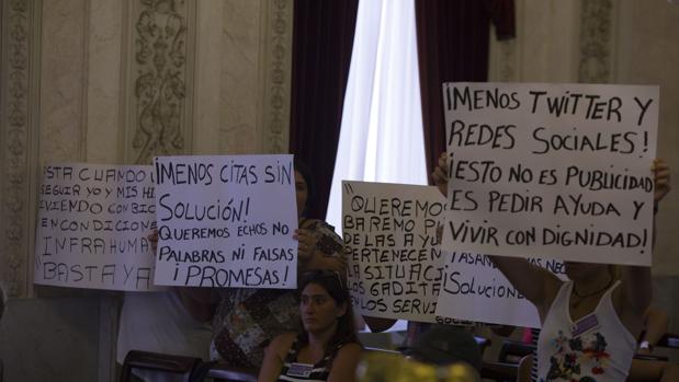 Las mujeres lamentan que se les haya denegado la palabra para el pleno del próximo viernes 30.