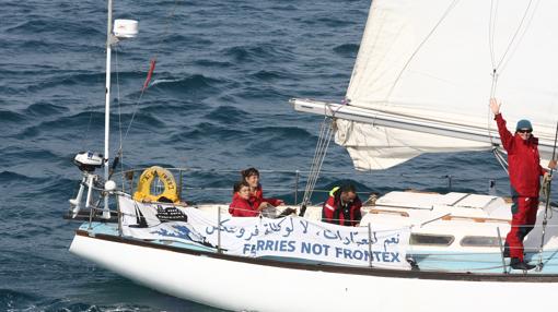 Incidente con un grupo de activistas en el puerto de Tarifa