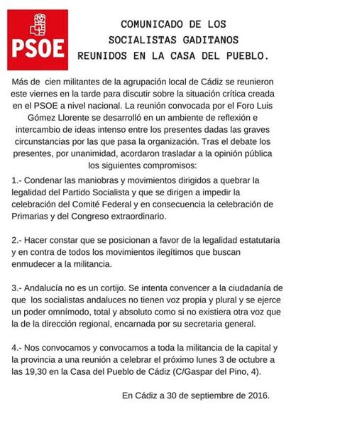 Militantes de la Agrupación local de Cádiz apoyan a Pedro Sánchez