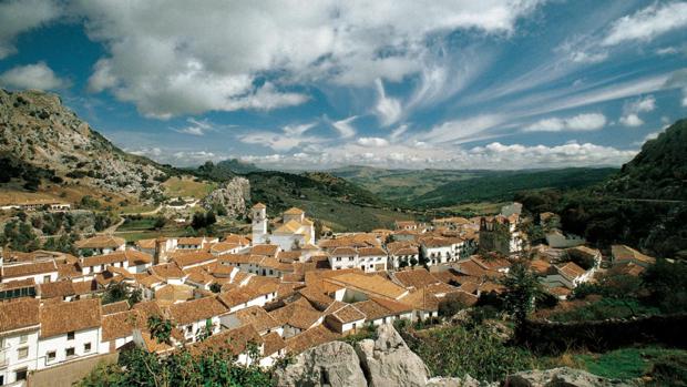 Seis escapadas por la Sierra de Cádiz de manual y para este otoño