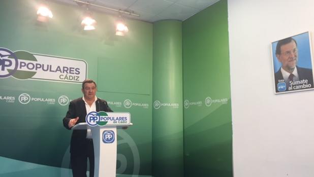 José Loaiza, en la sede provincial del PP, durante su comparecencia