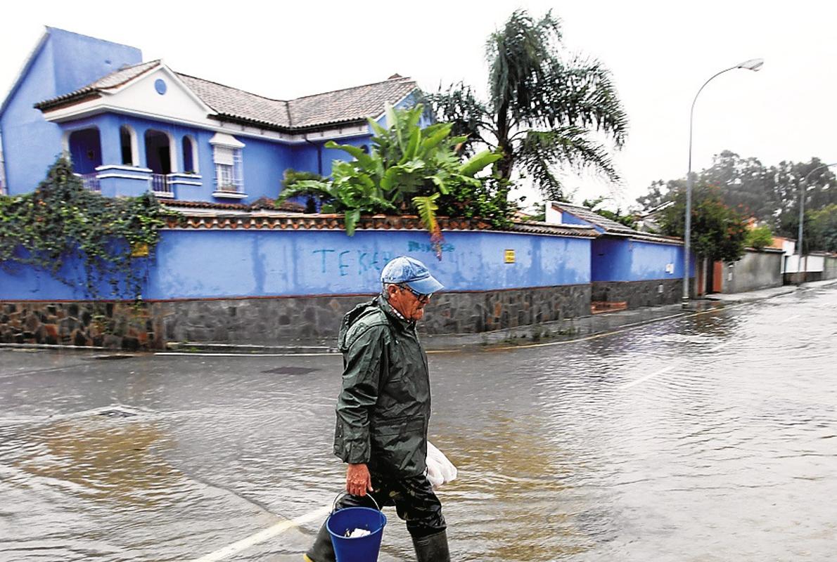 El Gobierno declara a Cádiz zona afectada gravemente por el temporal