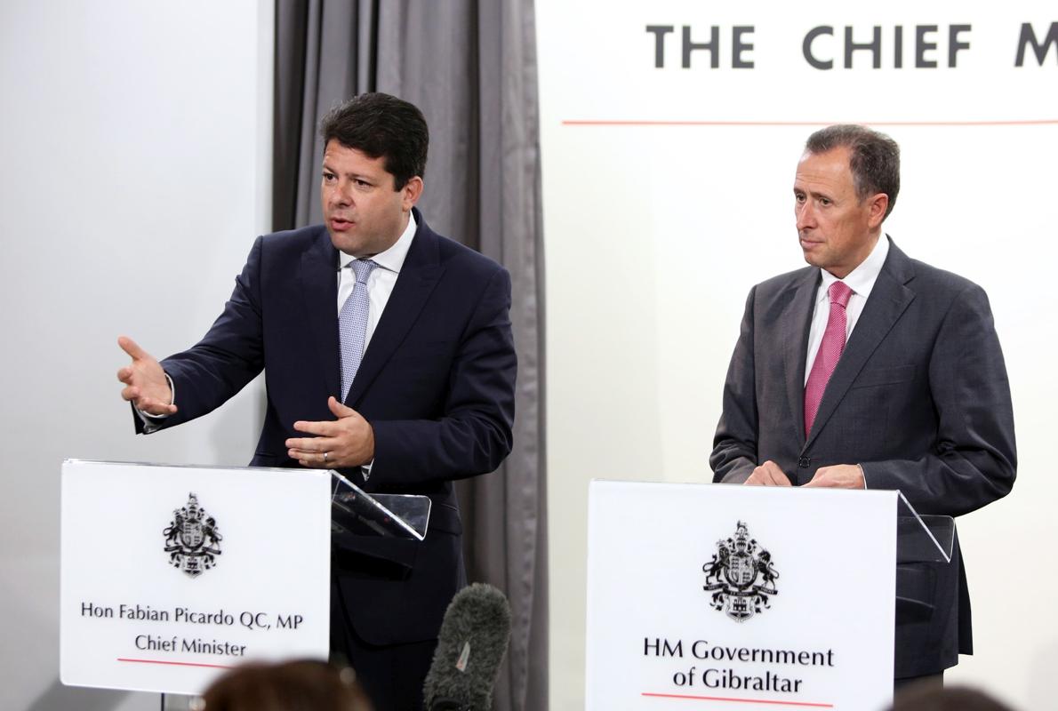 Fabian Picardo durante la conferencia de prensa con el alcalde de Chiclana